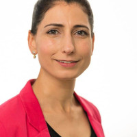 Portretfoto van Zeina Bassa